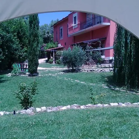 Magione فندق مبيت وإفطار