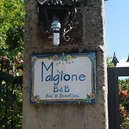 Magione فندق مبيت وإفطار 4*